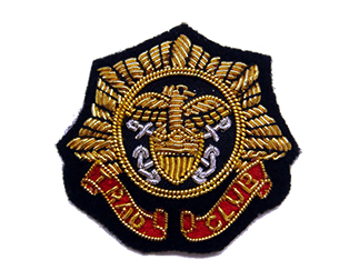 定番モールエンブレムESS552