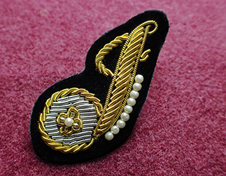 アルファベットモールバッジJ001