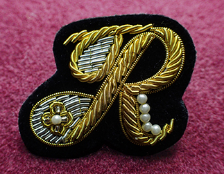 アルファベットモールバッジR001